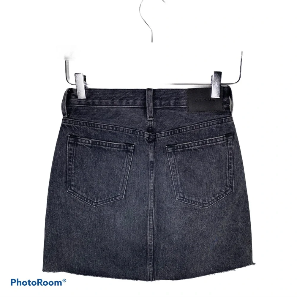 NWT Everlane The Raw Hem Black Denim Skirt Sz 23